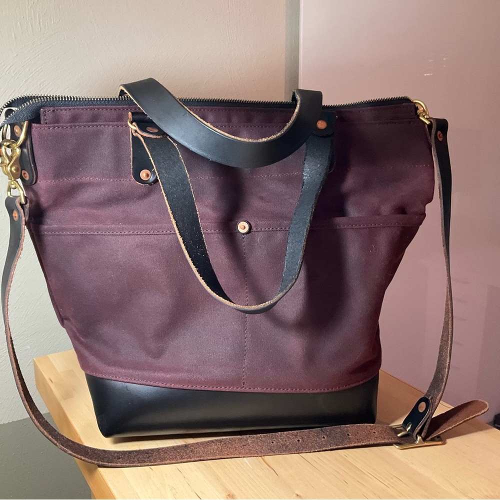 North End Bag Co - The 76th St Tote Burgundy & Black